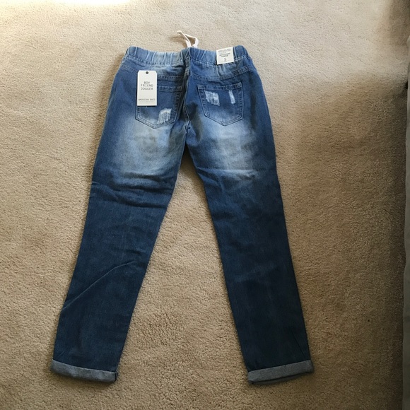 Fashion nova boyfriend jeans - Picture 2 of 3